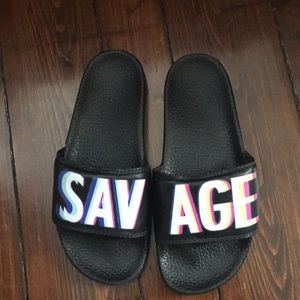 Kimoji Savage Slides